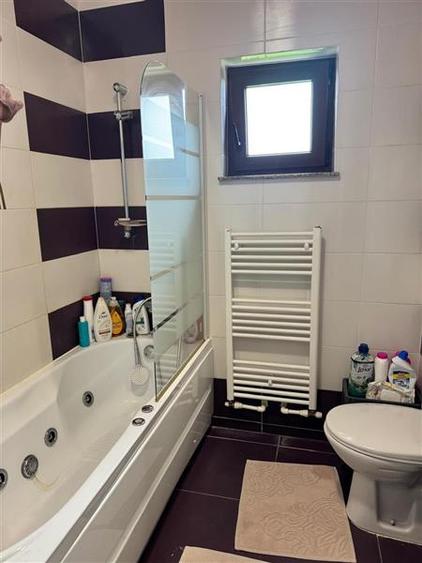 Apartament cu 2 camere decomandat, mobilat în Aeroport
