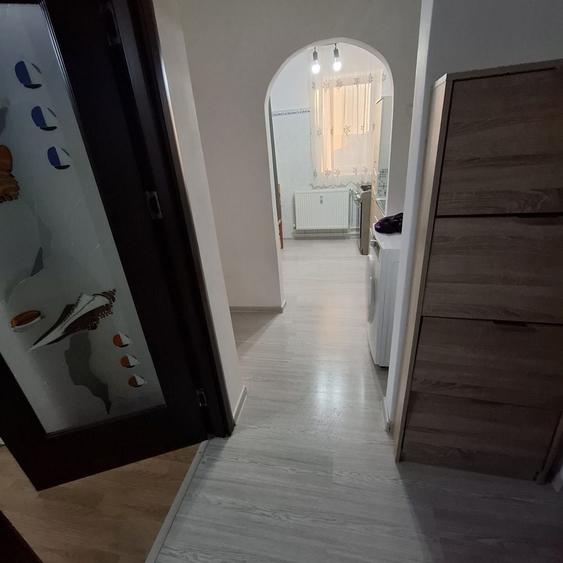 Apartament cu 2 camere decomandat în Micro 14