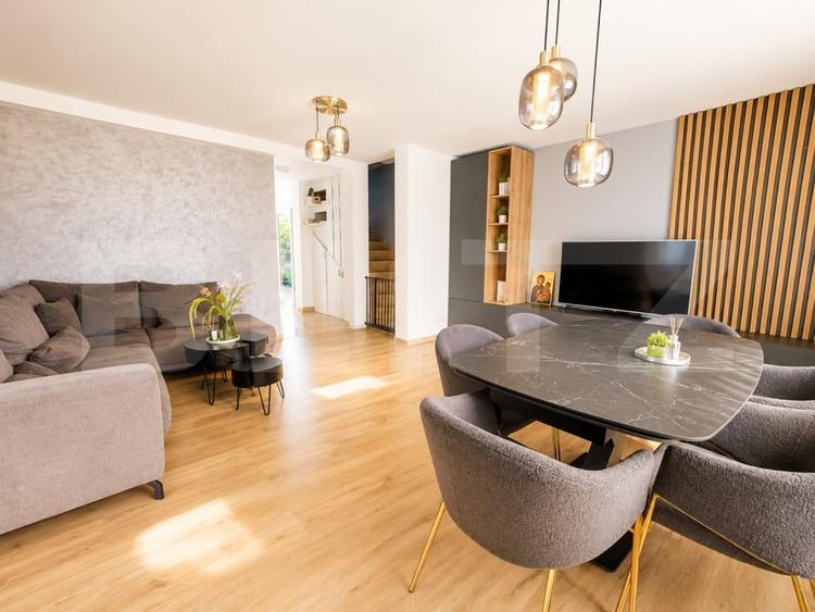 Duplex cu 3 camere cu Canalizare în Mureșeni