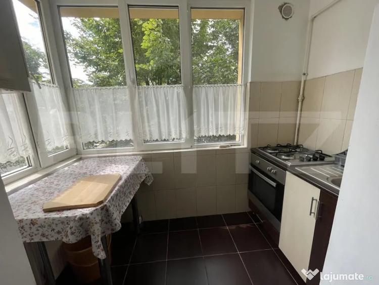 Apartament spa?ios de 68 mp, etaj 1, cu garaj Zona Br? - 10