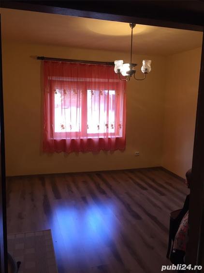 Casă cu 8 camere cu Teren 240 Mp în Orșova