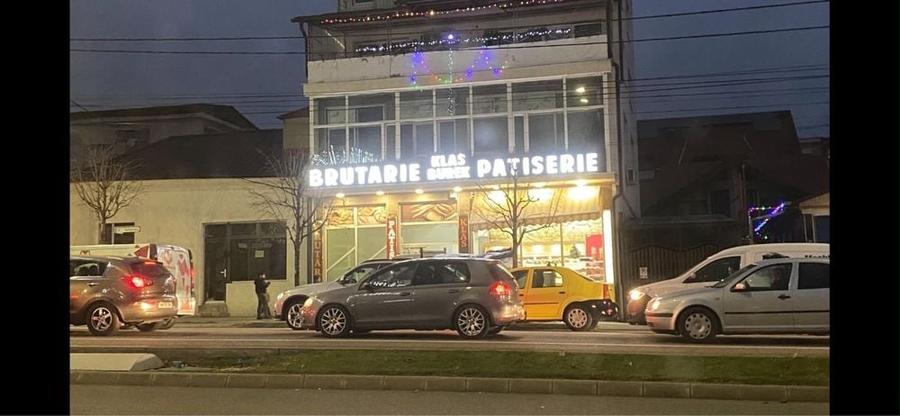 Spațiu comercial, de 300 mp, în Central