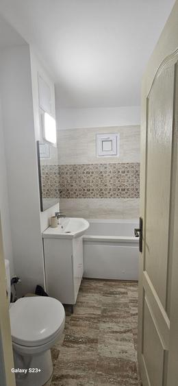 Apartament cu 2 camere decomandat în Faleză