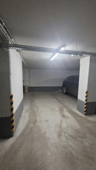 Apartament cu 3 camere decomandat, mobilat în Casin