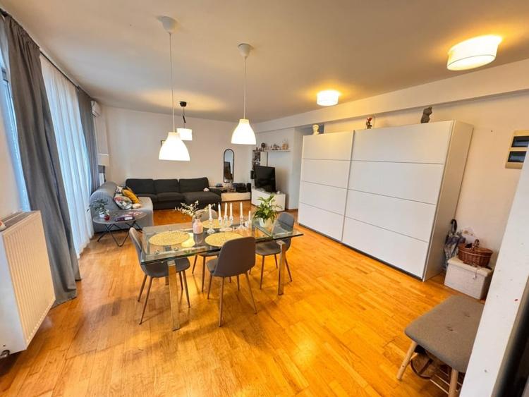 Apartament cu 3 camere decomandat, mobilat în Pipera
