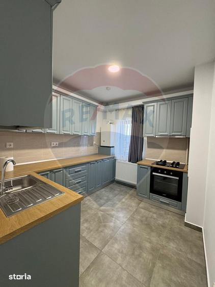 Apartament cu 3 camere, mobilat în 1 Mai