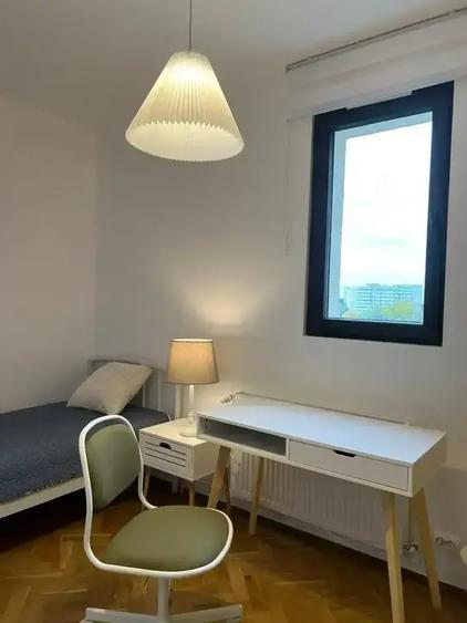 Apartament cu 3 camere semidecomandat, mobilat în Vatra Luminoasă