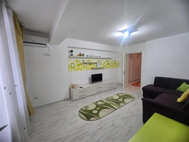 Apartament cu 2 camere decomandat în Nord