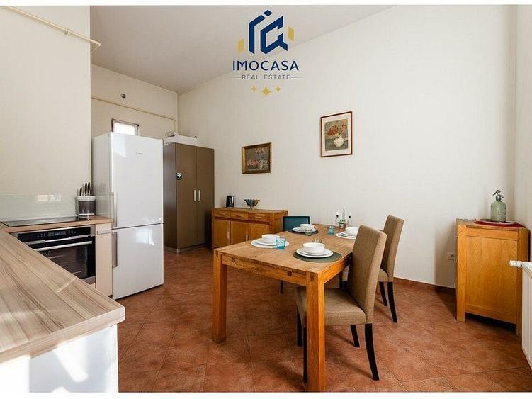 Apartament cu 3 camere semidecomandat în Central