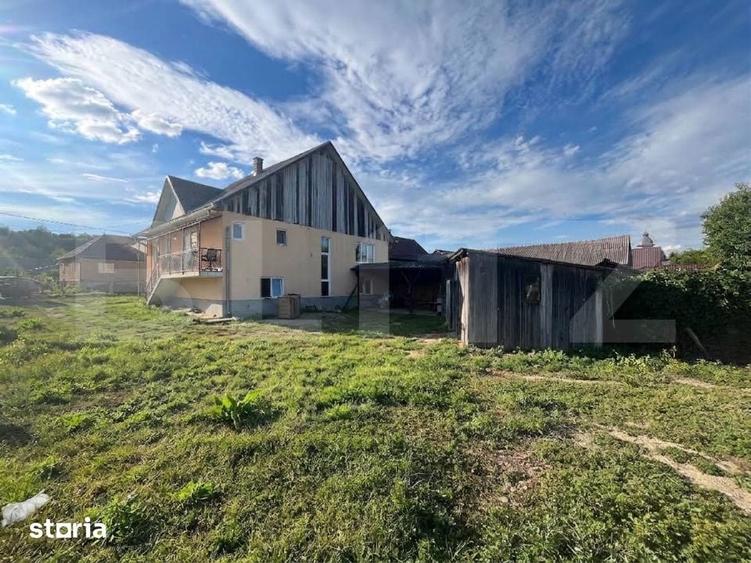 Casă cu 5 camere cu Teren 1100 Mp în Lechința