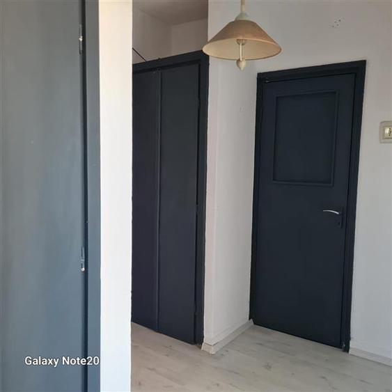 Apartament cu 2 camere decomandat în Podgoria