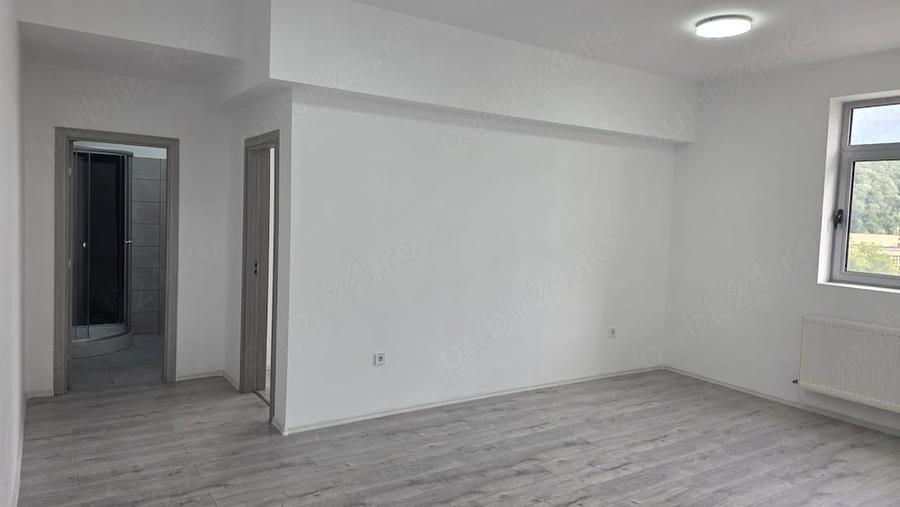 Apartament cu 2 camere decomandat în Centrul Civic