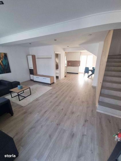 Casă cu 3 camere în Central