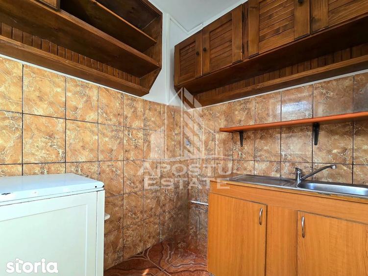 Apartament 2 camere semidecomandat, Gradiste 37 mp - 3