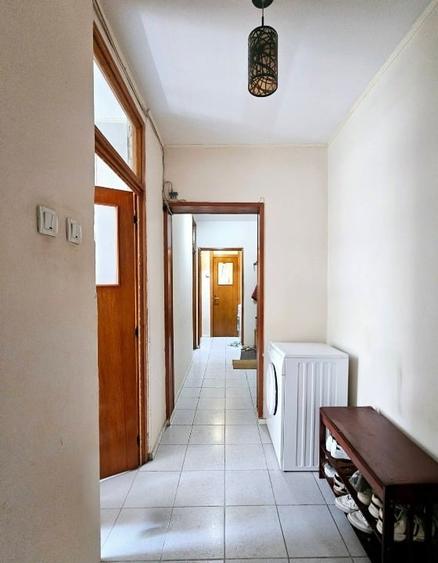 Apartament cu 4 camere decomandat, mobilat în Apărătorii Patriei