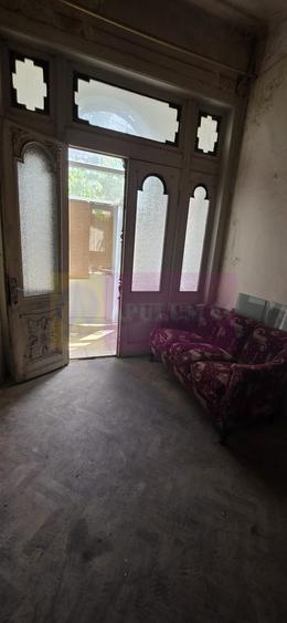 Casă individuală cu 4 camere cu Canalizare în Central