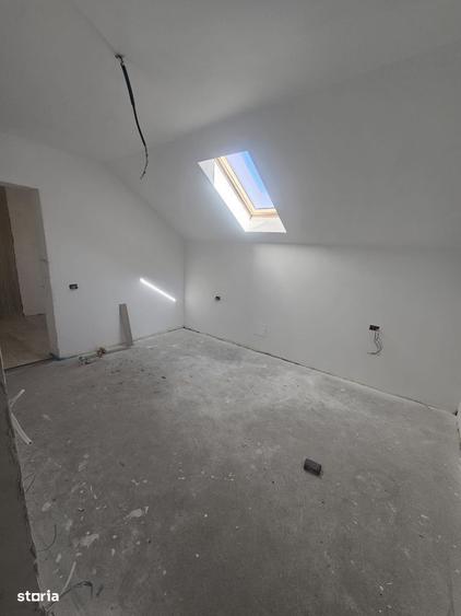 Casă cu 4 camere în Curtea de Argeș