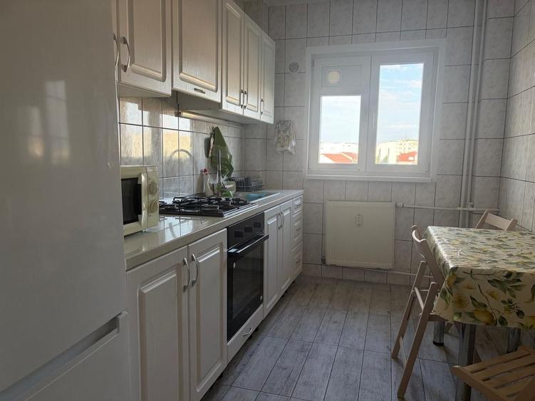 Apartament cu 2 camere decomandat, mobilat în Dristor