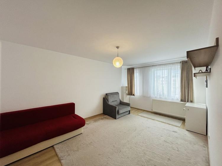 Apartament cu 2 camere decomandat, mobilat în Turnișor