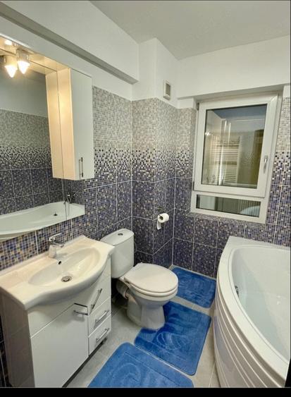 Apartament cu 2 camere decomandat în Nicolina