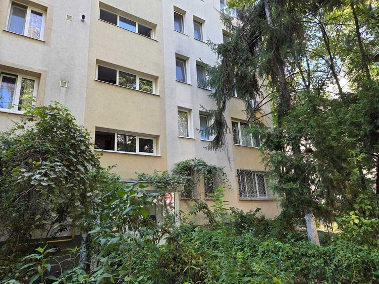 Garsonieră decomandată în Politehnica