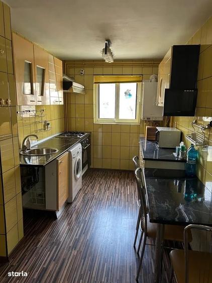 Apartament cu 4 camere semidecomandat în Drumul Taberei