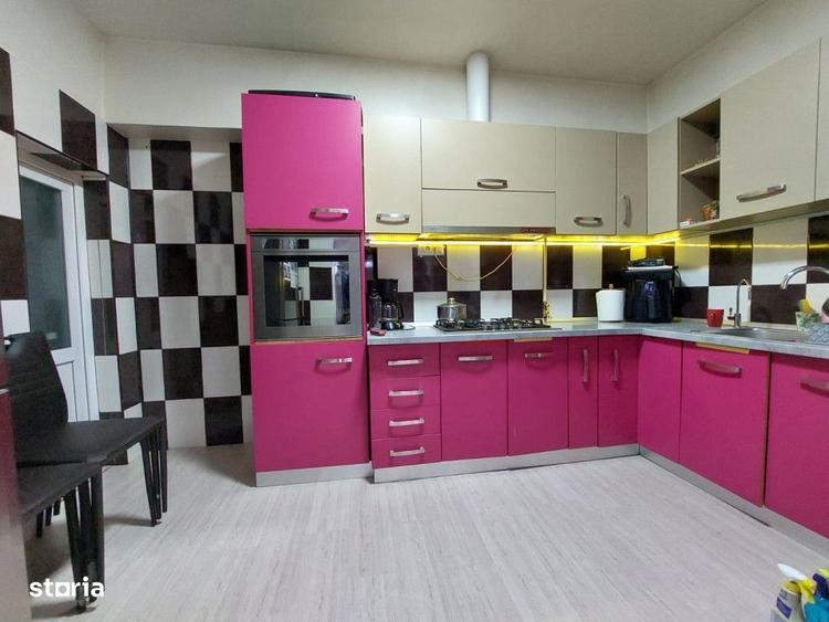Casă cu 4 camere în Dacia