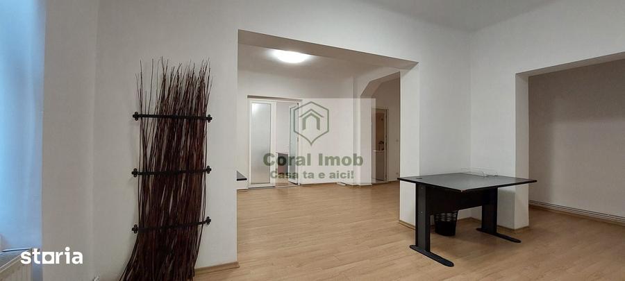 Apartament cu 3 camere în Iancului