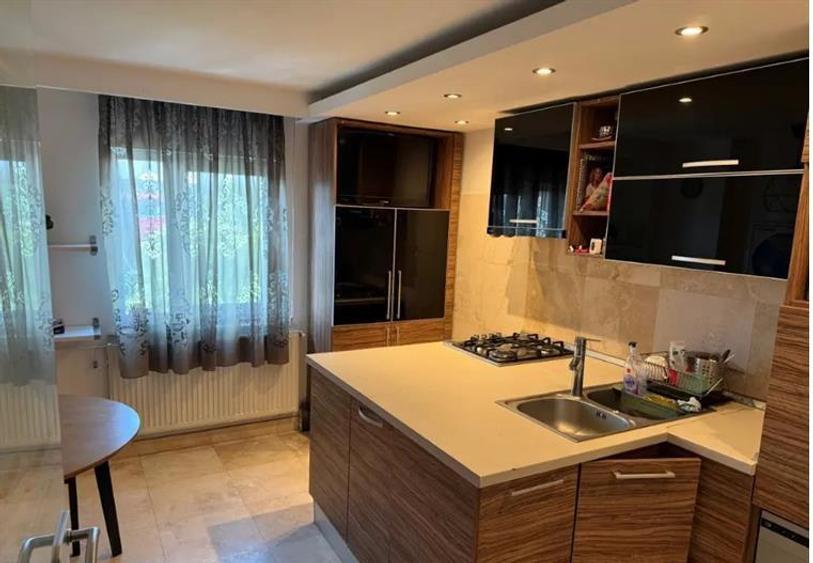 Apartament cu 2 camere decomandat în Aviației
