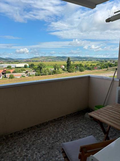 Apartament cu 2 camere decomandat în Sâncraiu de Mureș