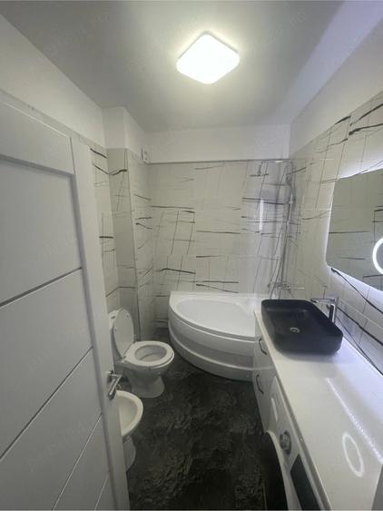 Apartament cu 2 camere decomandat în Exterior Vest
