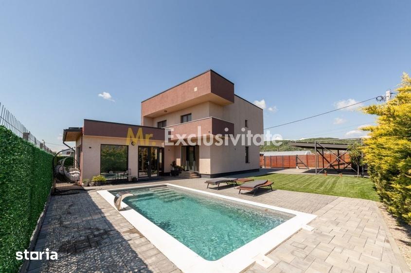Casă cu 5 camere cu Teren 500 Mp în Ștefănești
