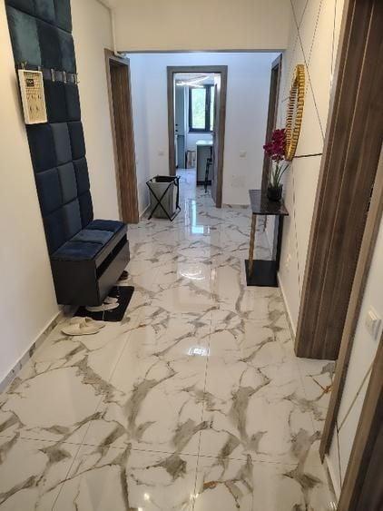 Apartament cu 3 camere decomandat în Rahova