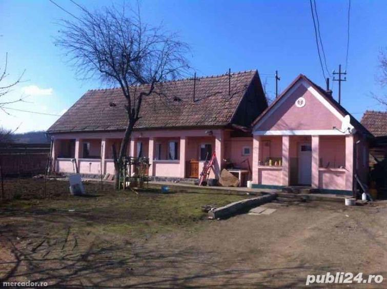 Casă în Bogata