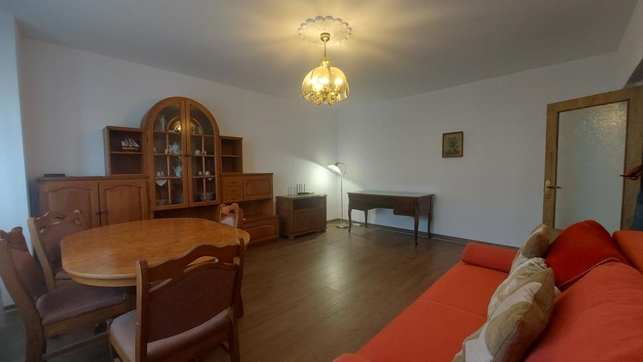 Apartament cu 2 camere decomandat în Mihai Bravu