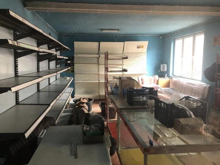 Spațiu comercial, de 2,300 mp, în Motiș