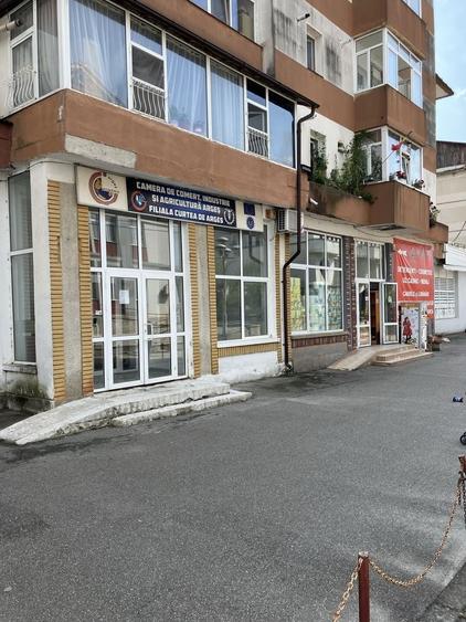 Spațiu comercial, de 65 mp, în Central