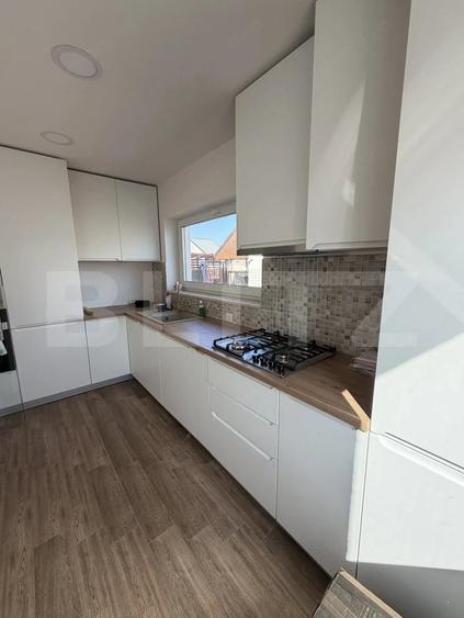 Casă cu 4 camere cu Teren 250 Mp în Central
