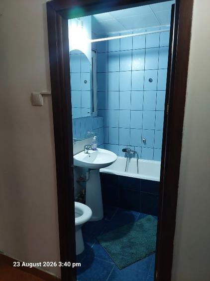 Apartament cu 2 camere decomandat în Eroii Revoluției