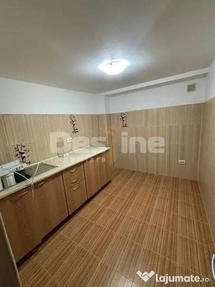 Casă cu 3 camere cu Teren 230 Mp în Grivița
