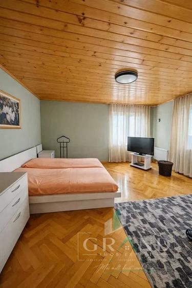 Casă individuală cu 5 camere cu Canalizare în Gheorgheni