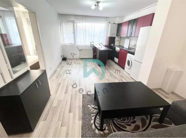 Apartament cu 2 camere semidecomandat în Răcădău