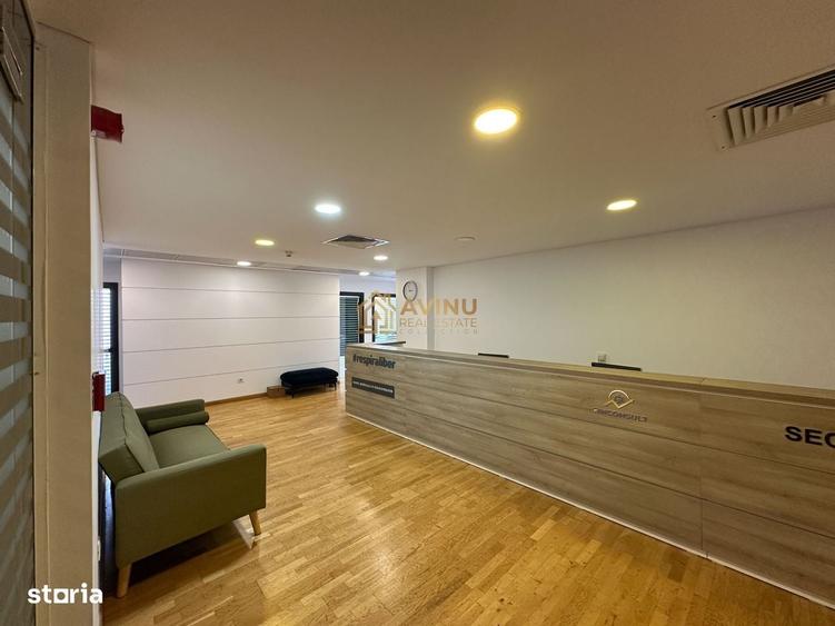 Spațiu comercial, de 4,000 mp, în Central