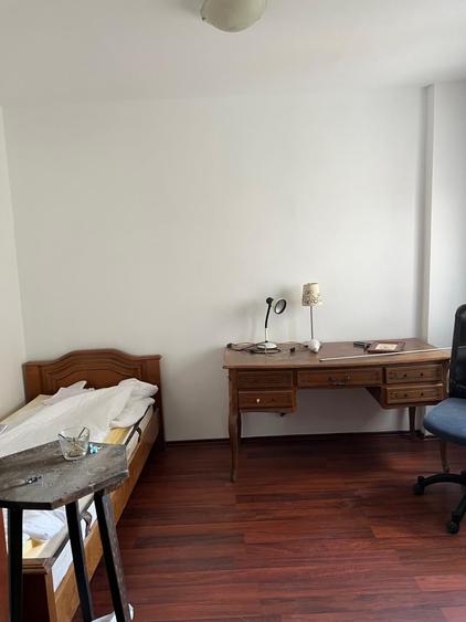 Apartament cu 4 camere în Central