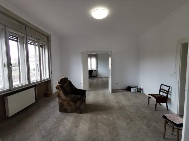 Apartament cu 4 camere circular în Ultracentral