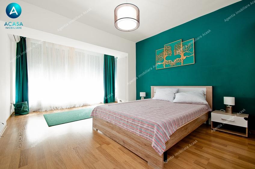 Apartament cu 3 camere decomandat în Faleză
