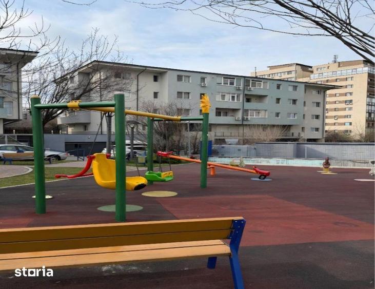 Apartament cu 3 camere decomandat în Văcăresti