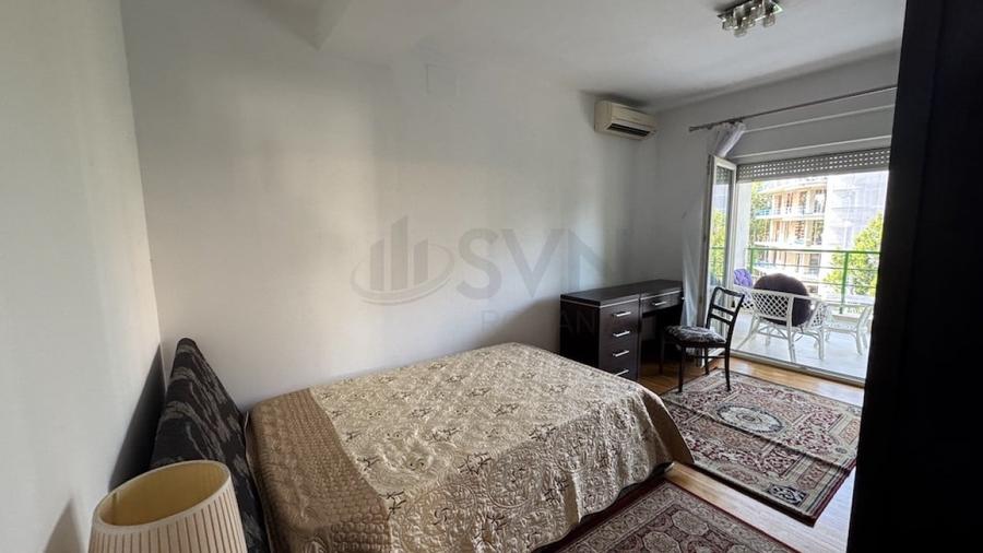 Apartament cu 3 camere semidecomandat, mobilat în Herăstrău