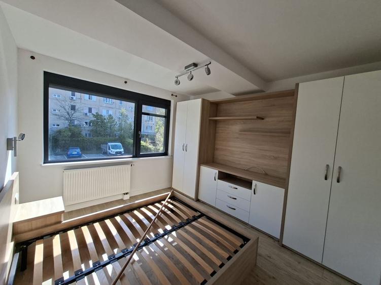 Apartament cu 3 camere decomandat, mobilat în Elisabetin
