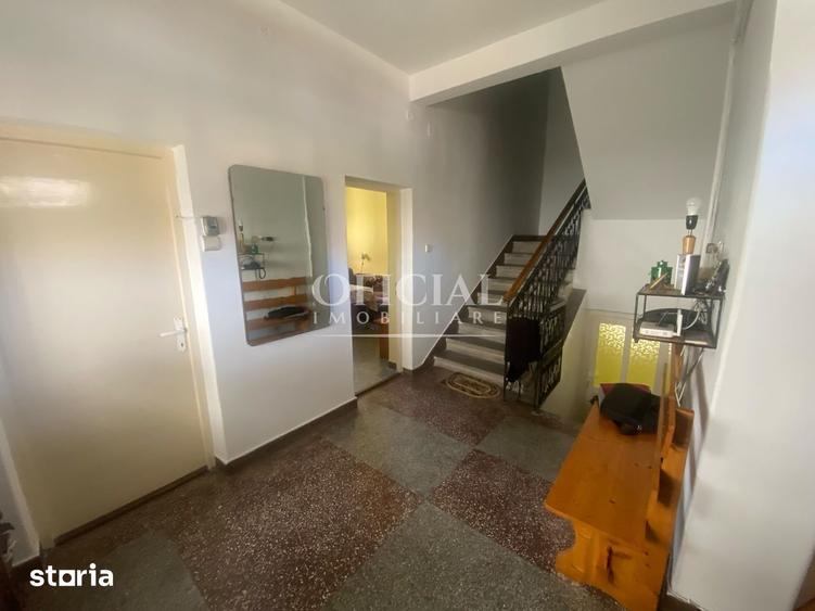Casă cu 3 camere cu Canalizare în Dâmbul Rotund